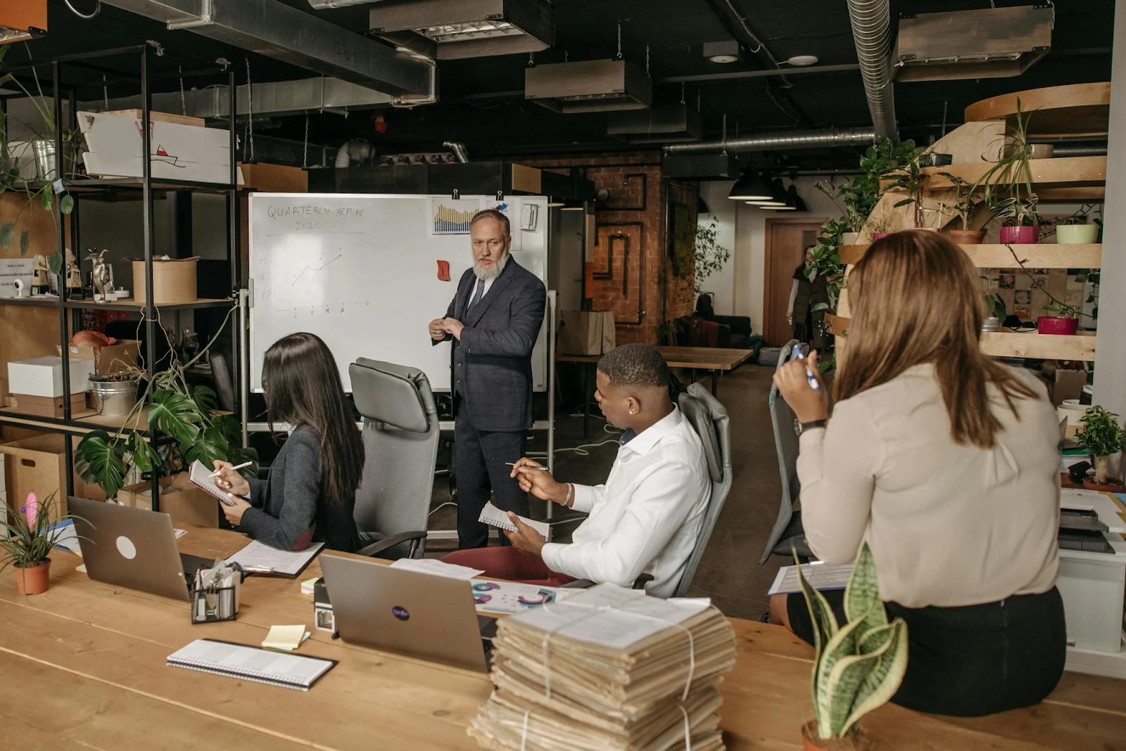Food Marketing Agencies vs. In-House Marketing